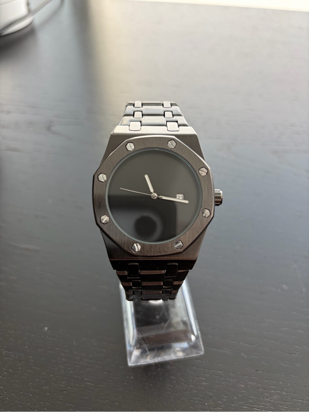 Brand New Minimalist Sleek Royal Oak Style Watch